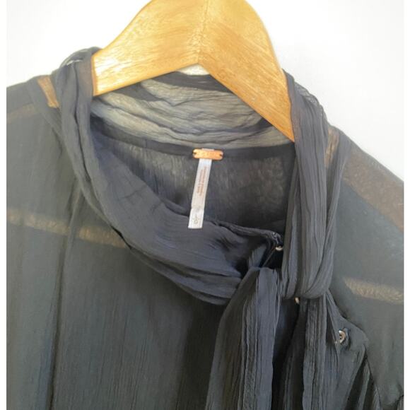 Free People Long Sleeve Button Down Blouse w Neck Tie - Picture 3 of 5
